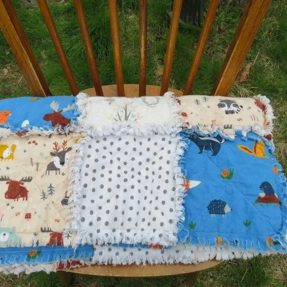 Flannel Rag Quilt With Batting 43 x 43 Forest Animals - Picture 4 of 11